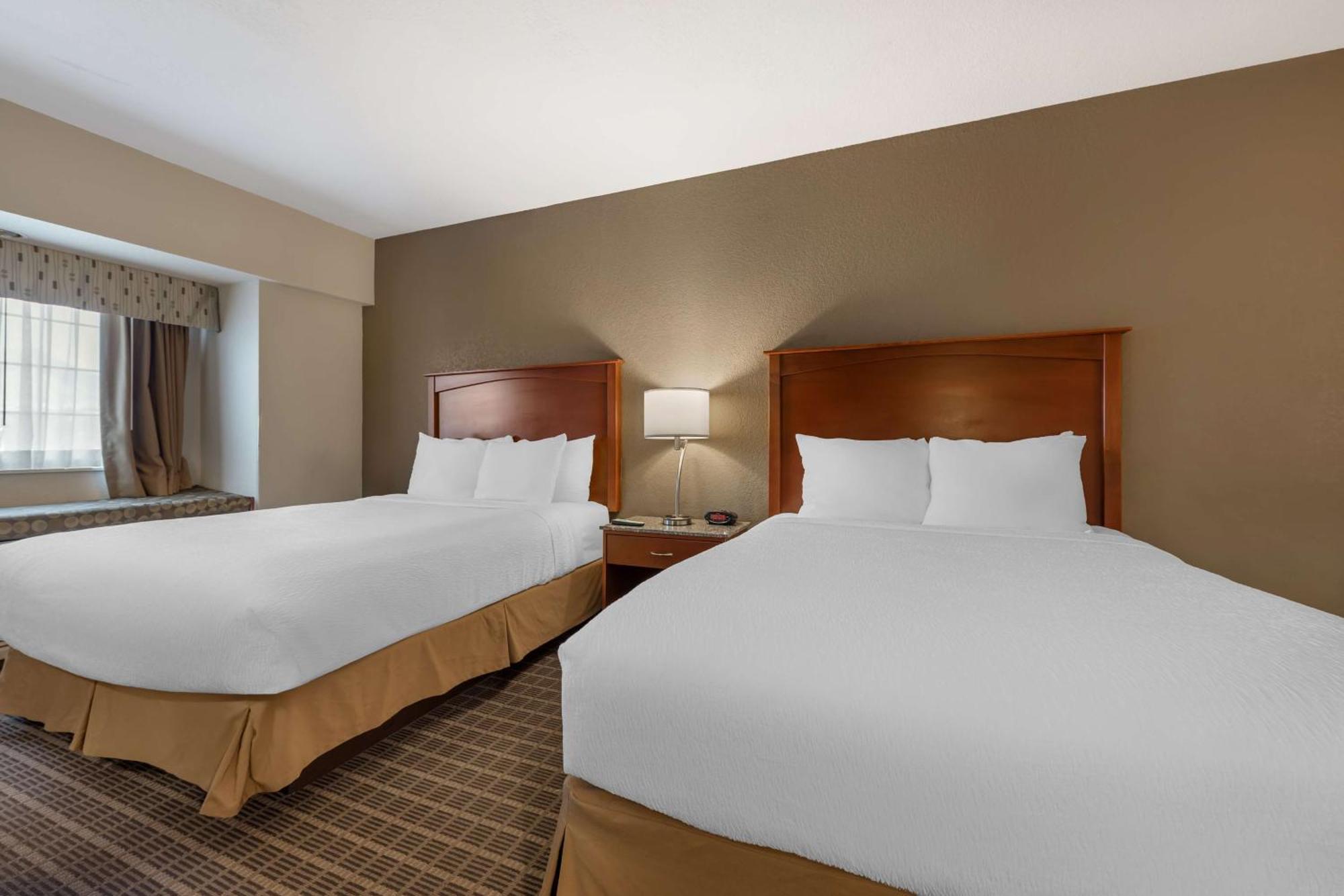 Hotel Western Peak Vista & 3*